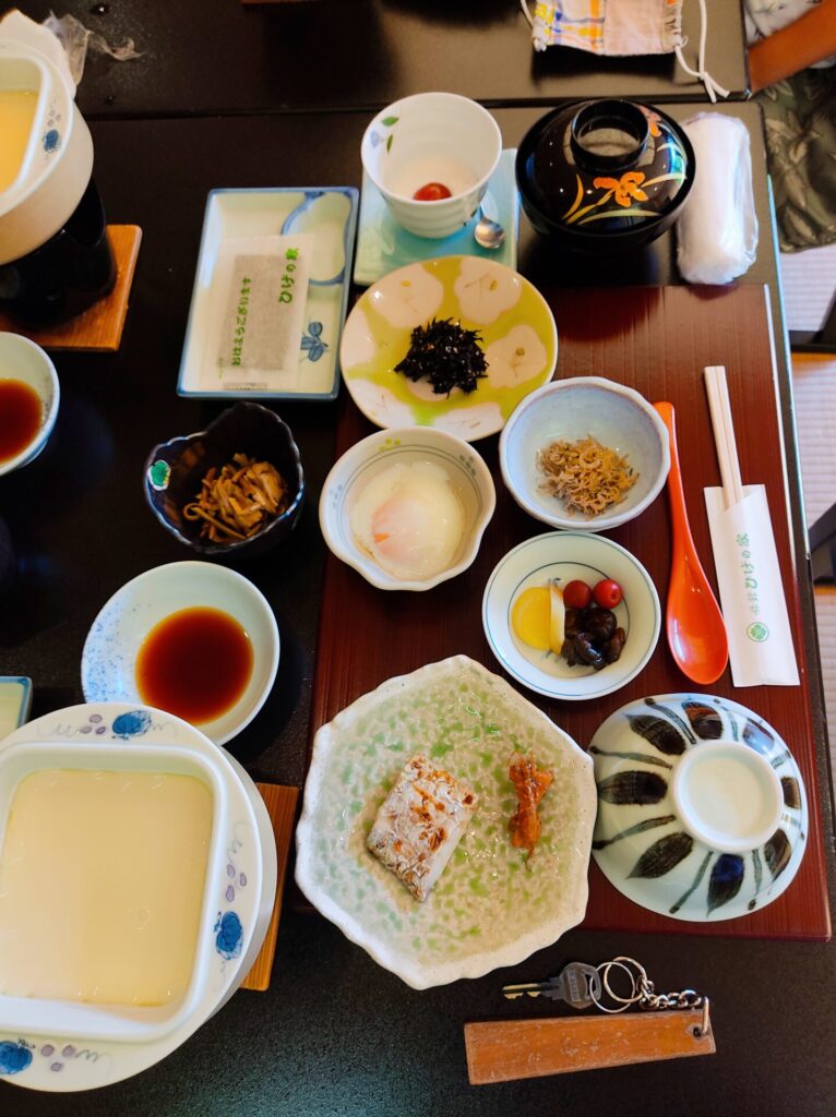 旅館ひげの家　朝食